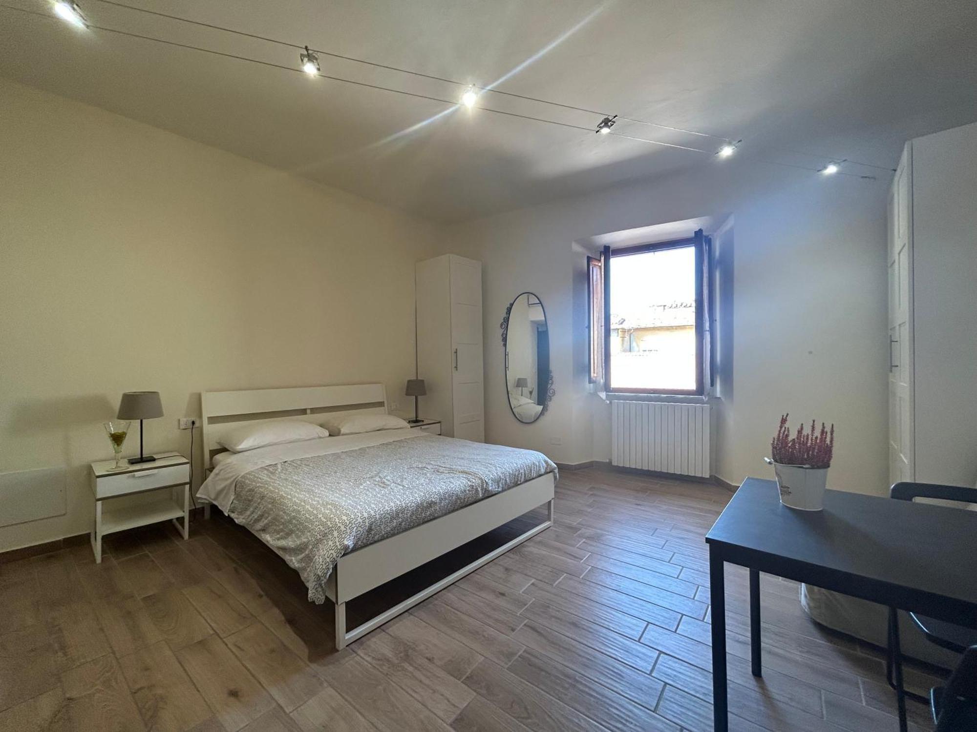 Apartment Nel Centro Della Citta Pistoia Esterno foto