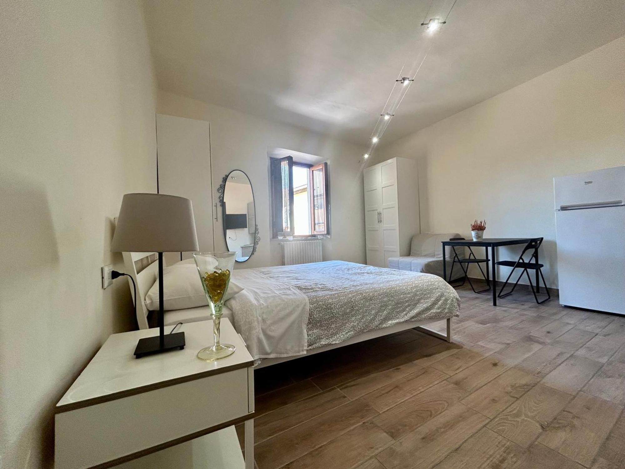 Apartment Nel Centro Della Citta Pistoia Esterno foto